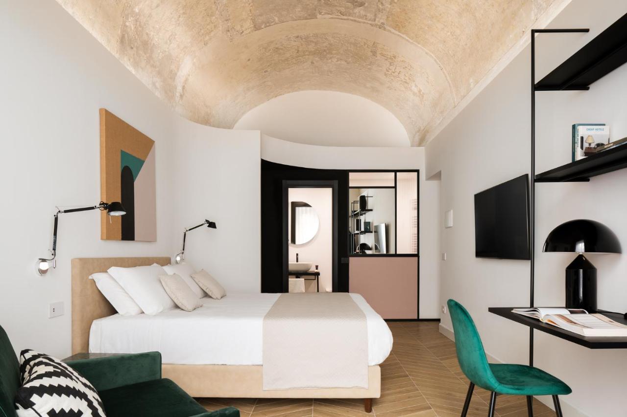 Mirabilis Relais - 2