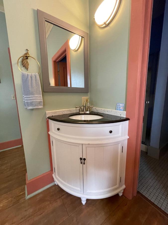 Village House Inn Vacation Rental — photo 19