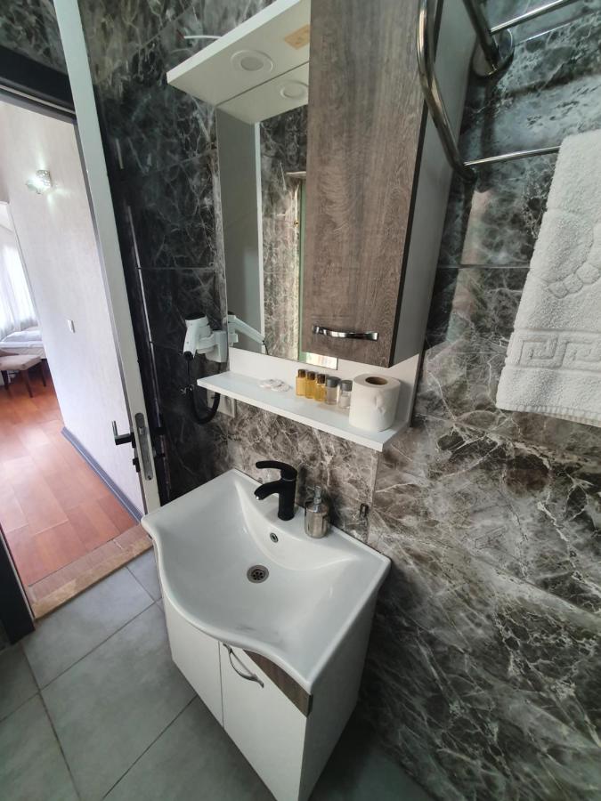 Omega Luxx Hotel - 3