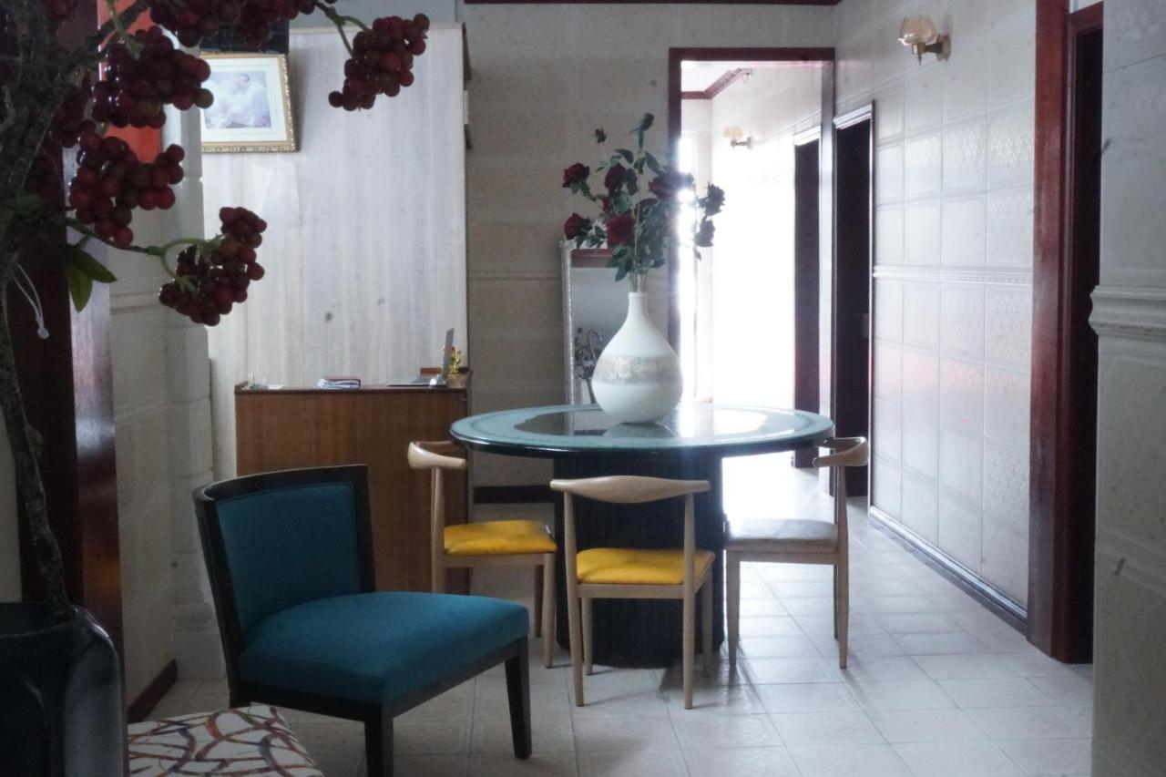 Happy Ours Guesthouse - 3
