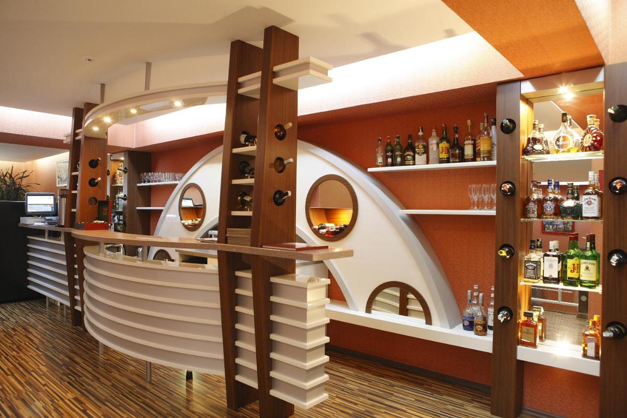 Days Hotel By Wyndham Baku photo
