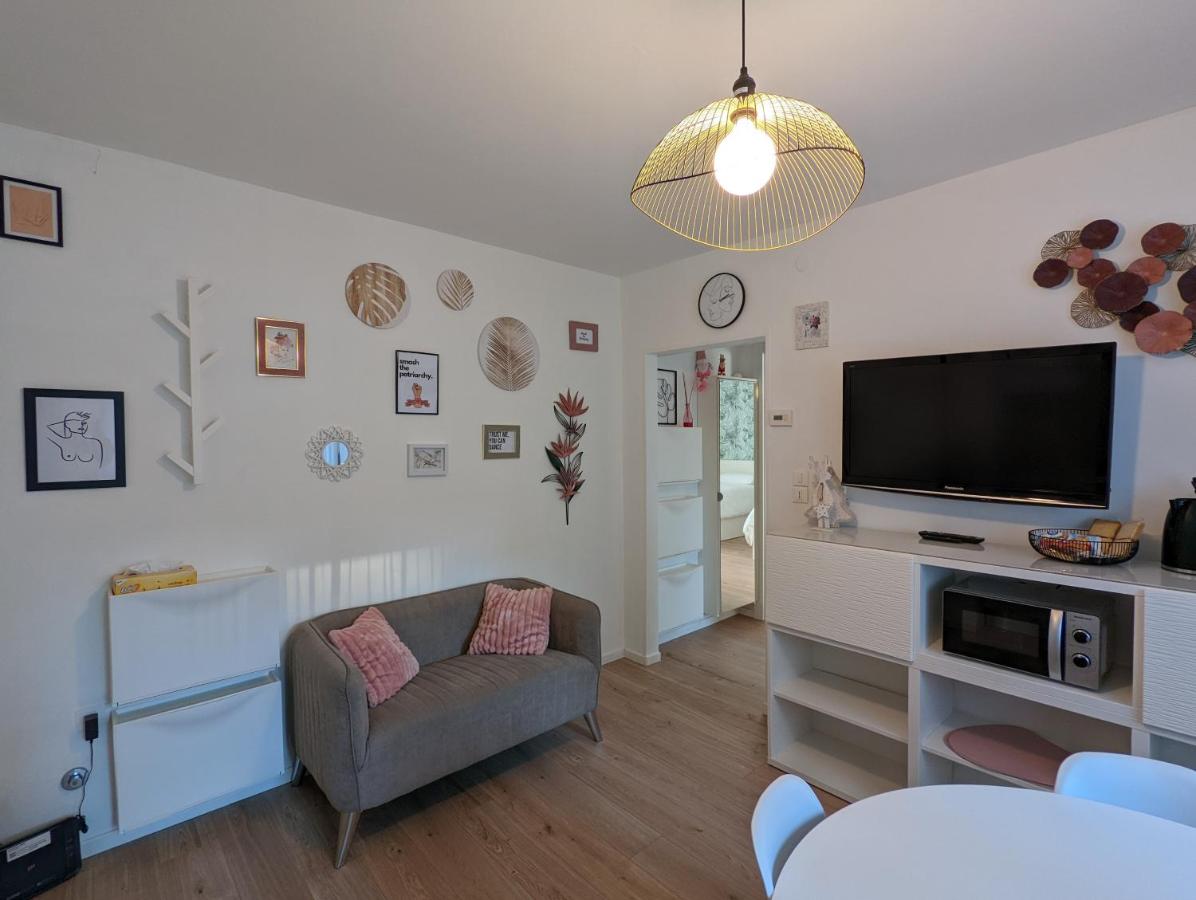 Urban Oasis family apt 10 mins from Venice - 5