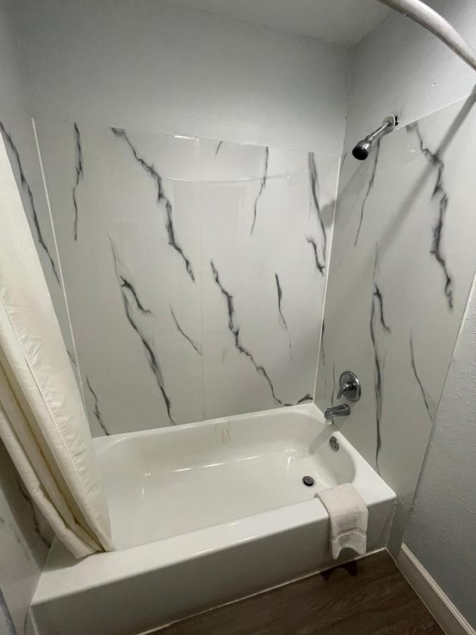Western Inn — photo 19