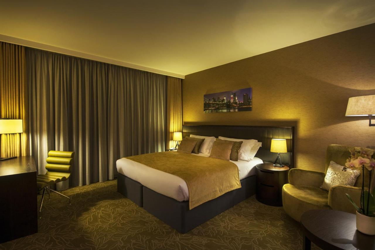 Genting Hotel at Resorts World Birmingham - Laterooms