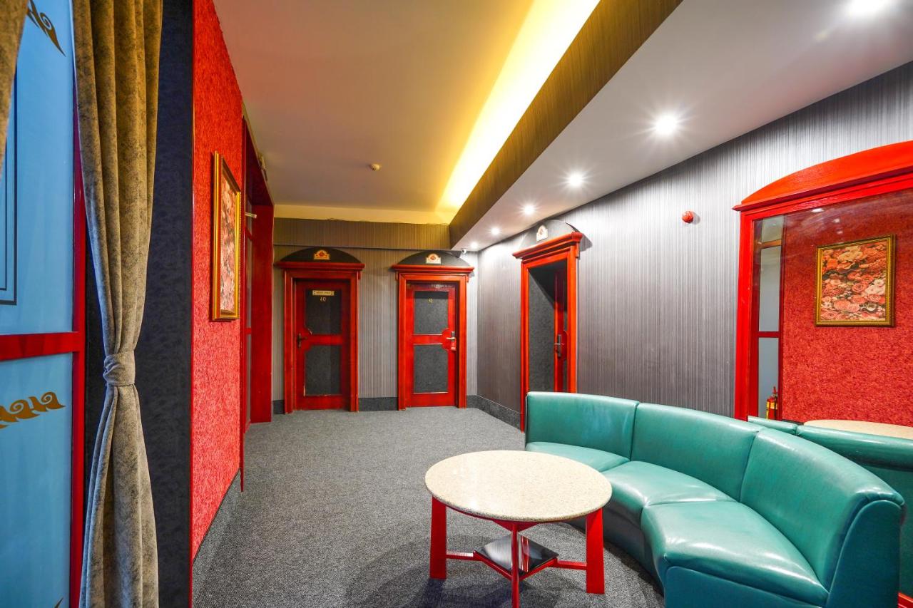 Central Club Sofia photo
