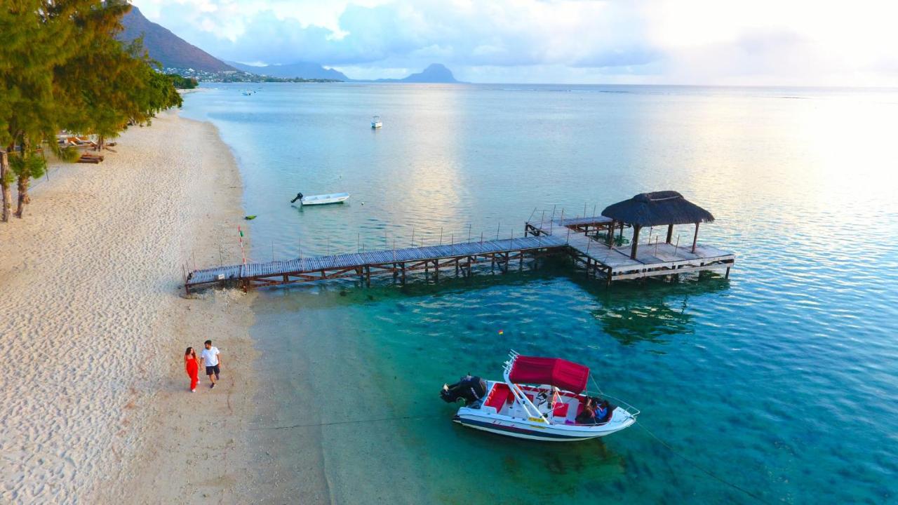 Golden Square Villa & Private Pool - 2