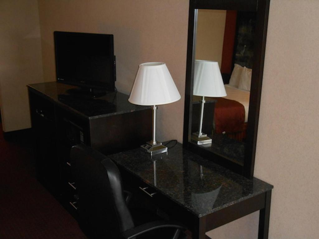 AmeriStay Inn — photo 17