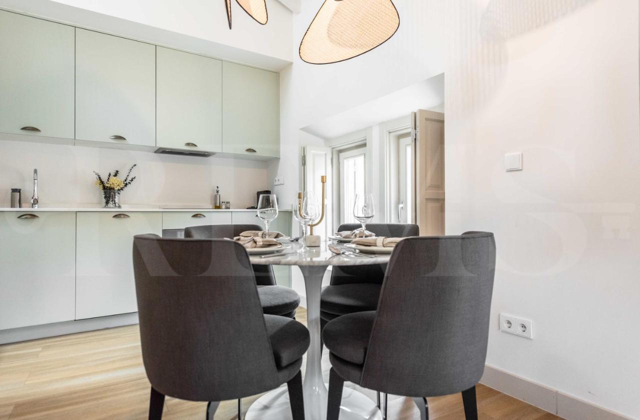 Penthouse with private rooftop in the heart of Malaga by REMS - 5