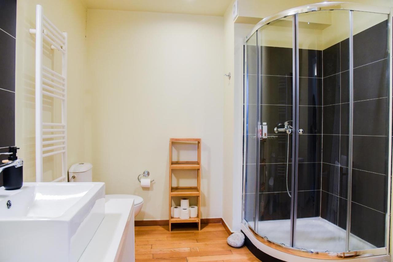 Neoclassical Athens Residence - 3