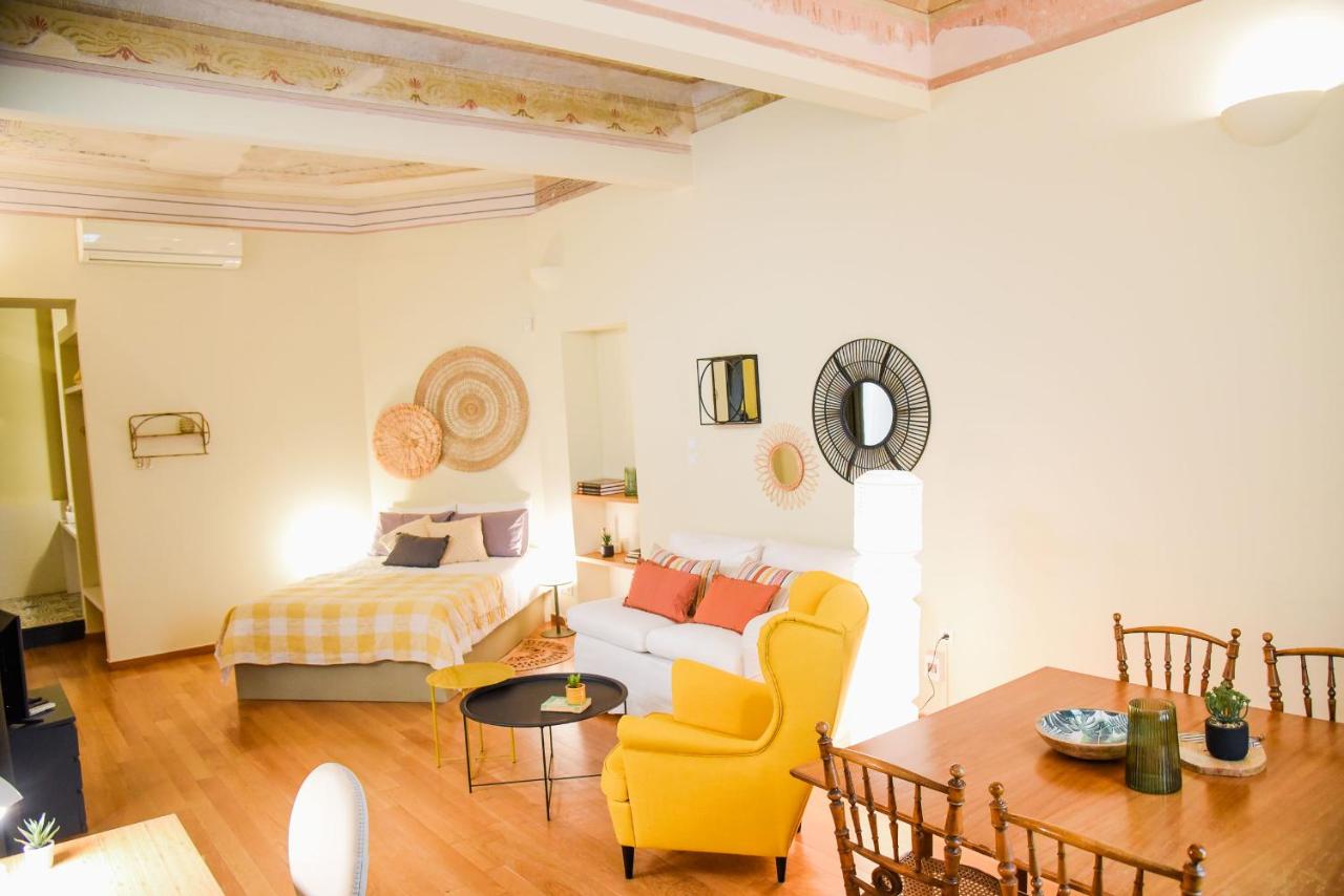 Neoclassical Athens Residence - 2