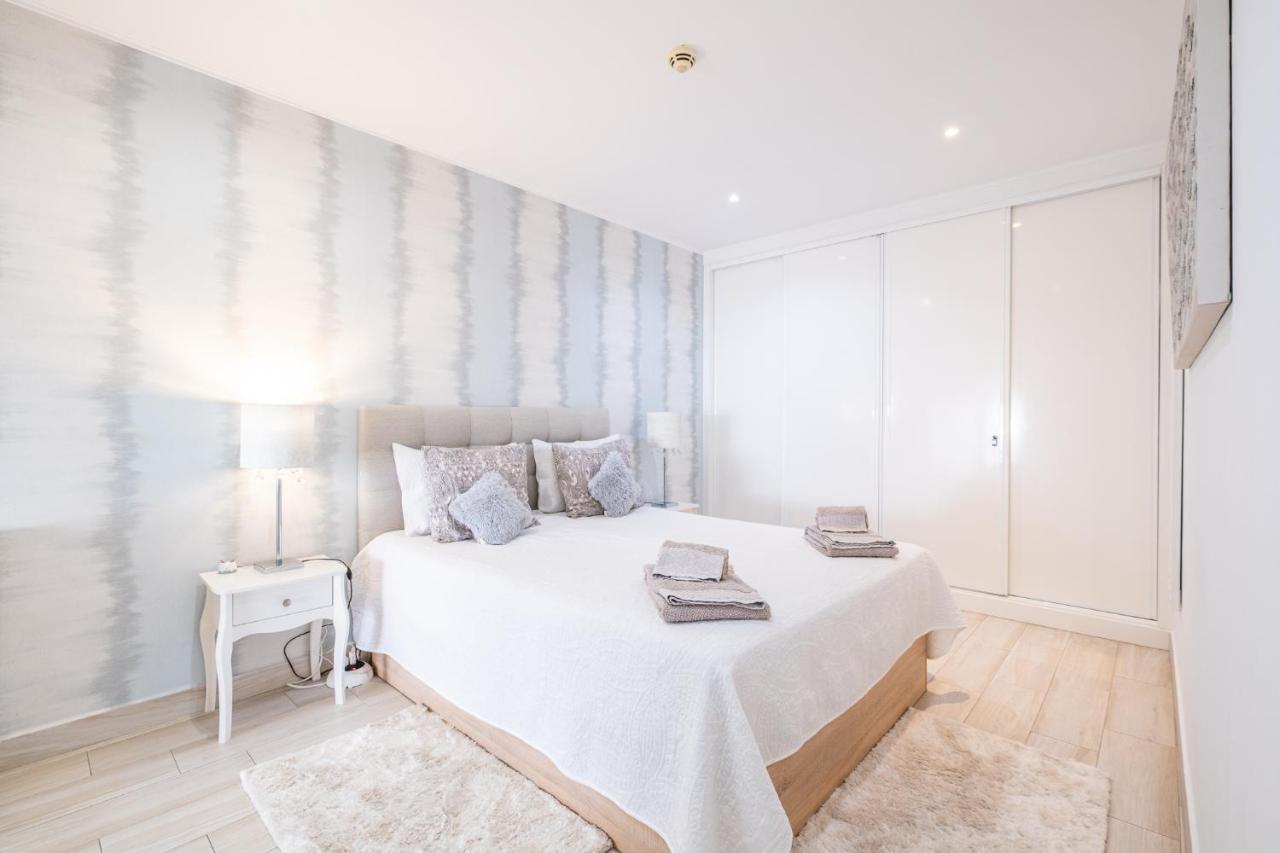 Luxurious Seaview Apartment with pool 5min Beach - 3