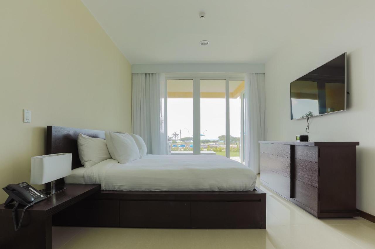 Blue Residences photo