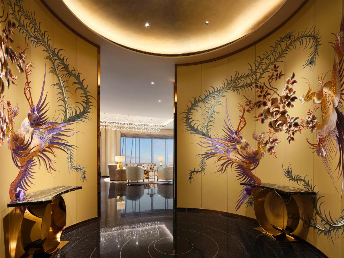 J Hotel, Shanghai Tower - Above All Else, Overlooking the Bund photo