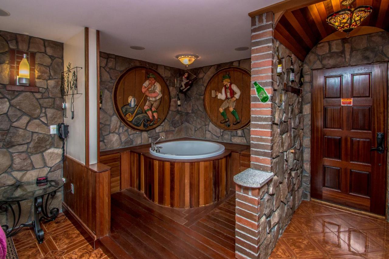 Adventure Suites — photo 22