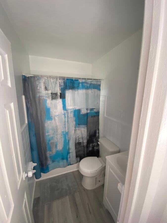 Uptown Inn & Suites, St Petersburg, FL — photo 14