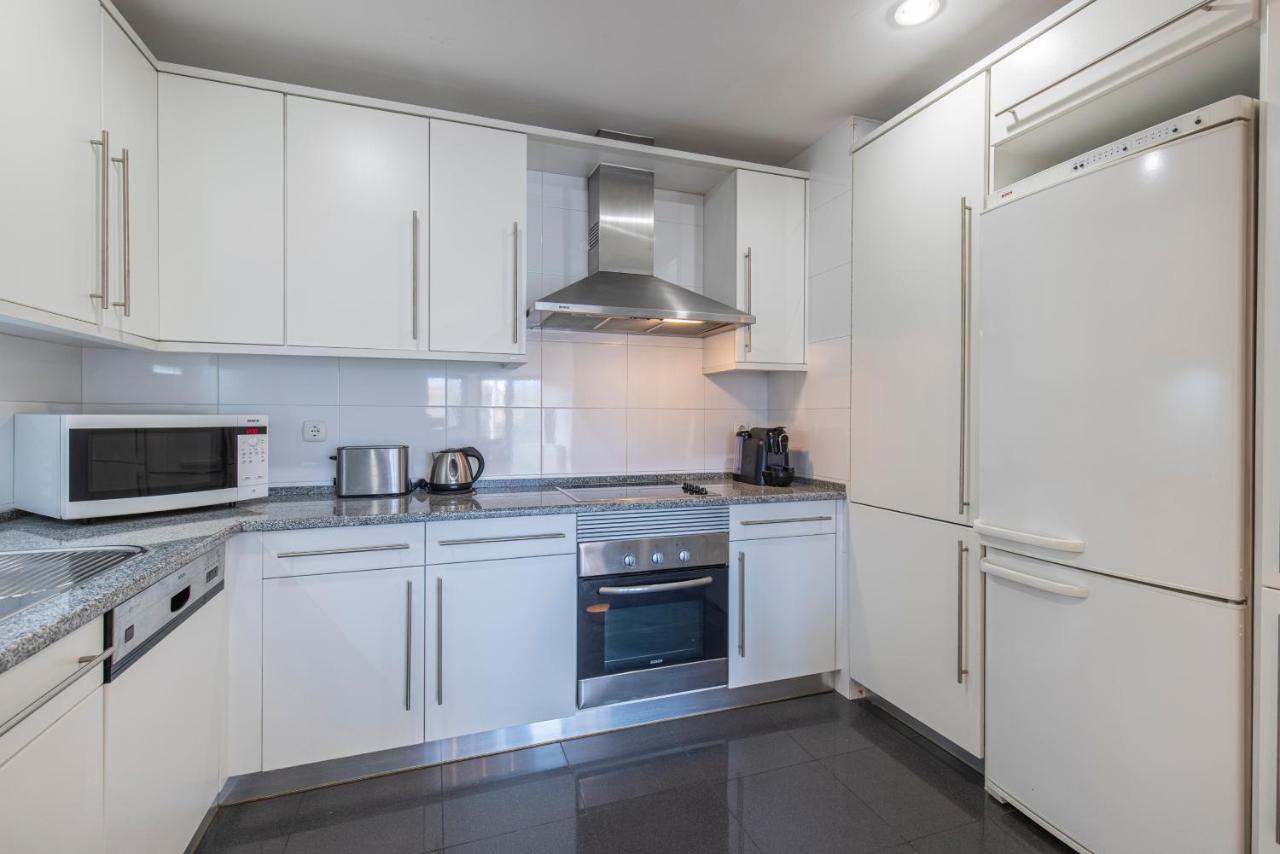 Fancy Apartment W/Metro at Doorstep by LovelyStay - 4