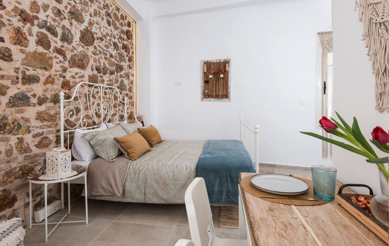 Athena Luxury Studios - 4