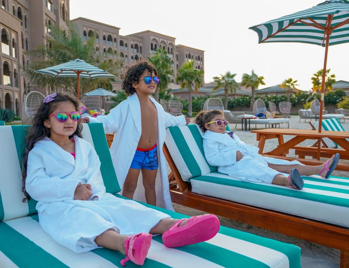 Royal Saray Resort photo