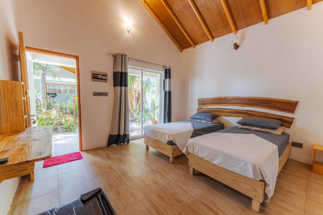 Thoddoo Sun Sky Inn, Maldives - 2