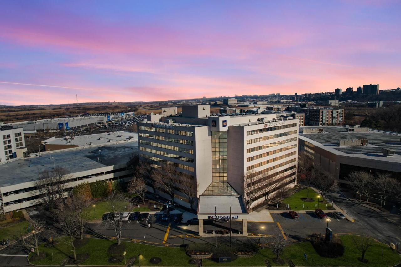 Harmony Suites Secaucus Meadowlands — photo 10