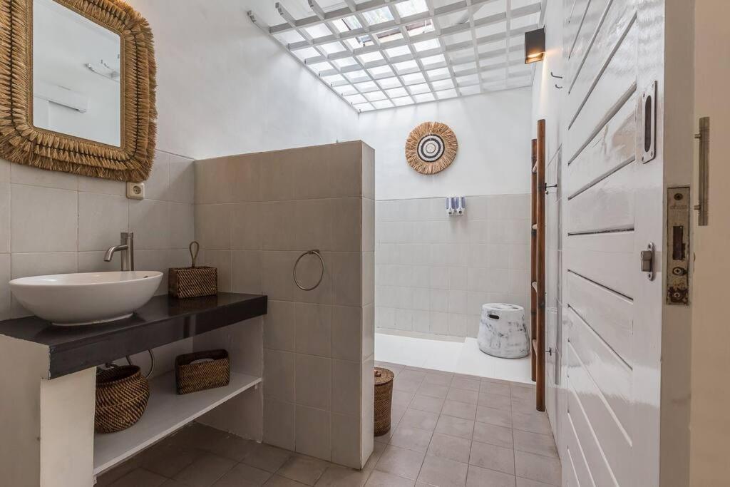 Central & Charming 3bedr with private pool - 3