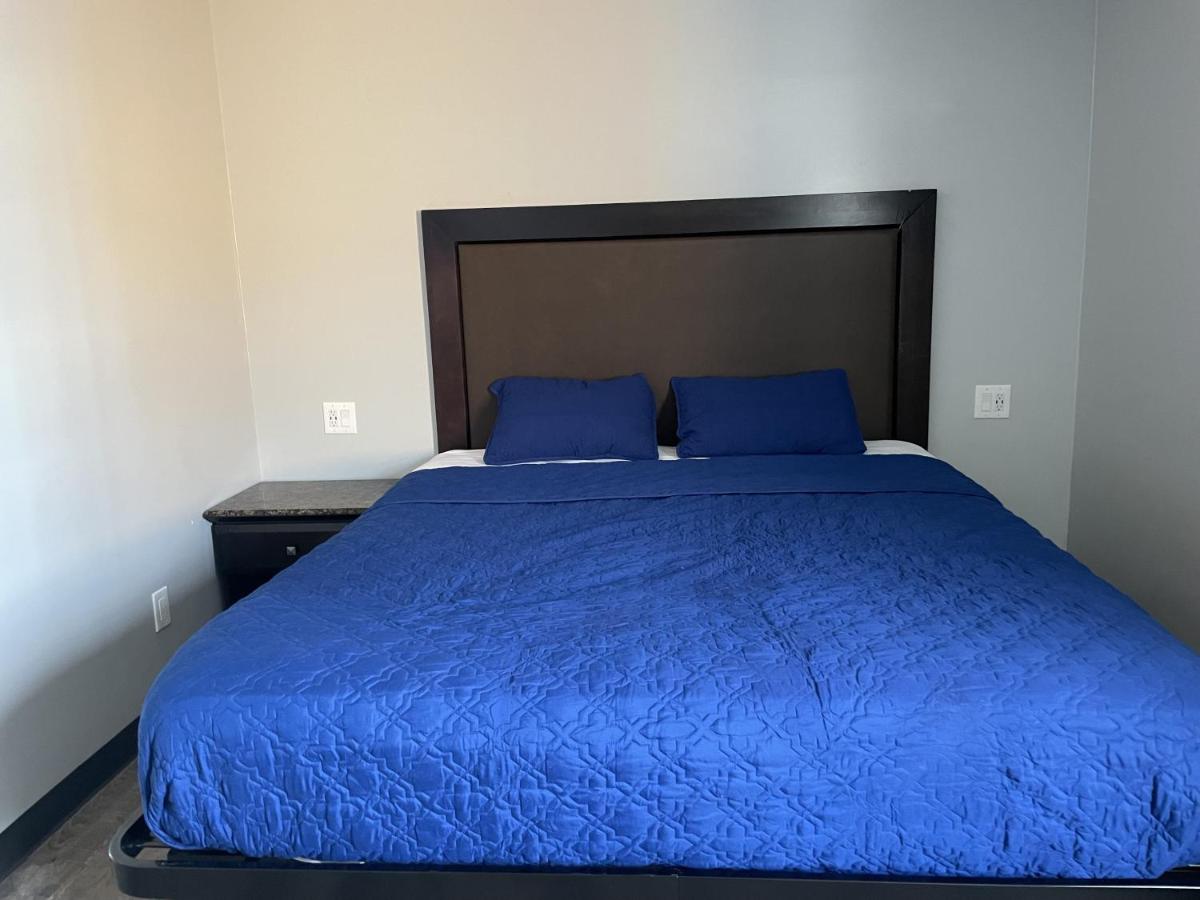 Pine Tree Inn — photo 14