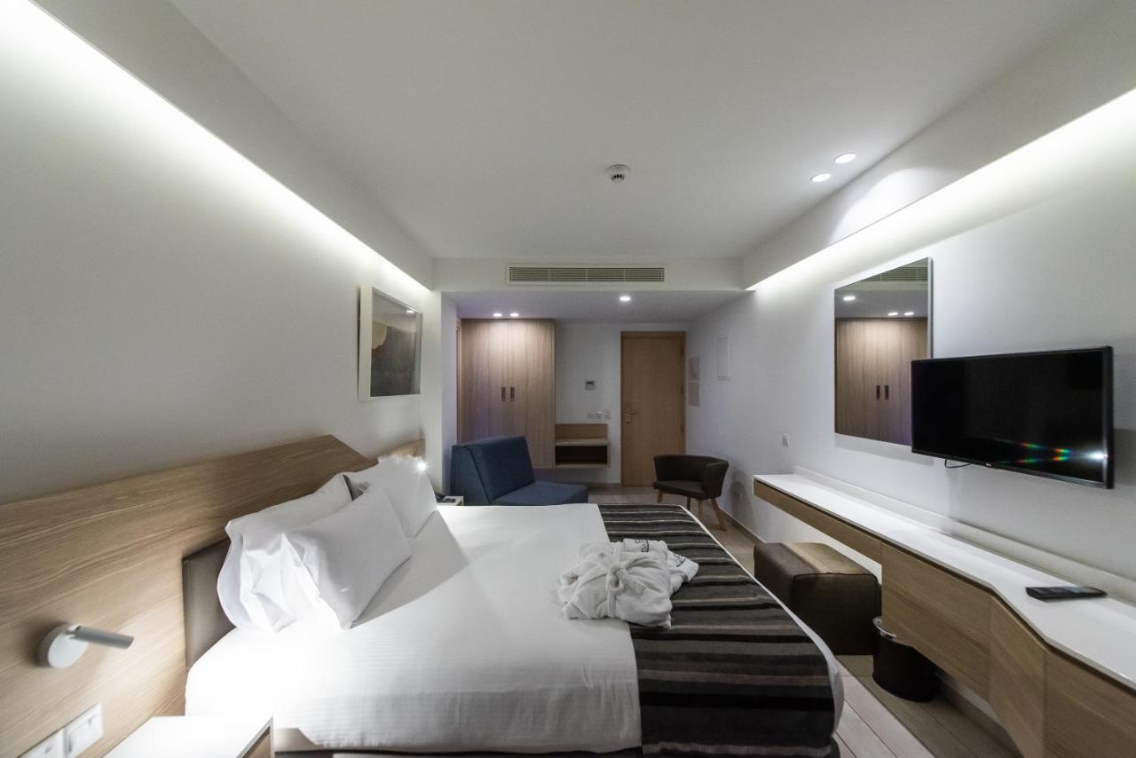 Evalena Beach Hotel photo