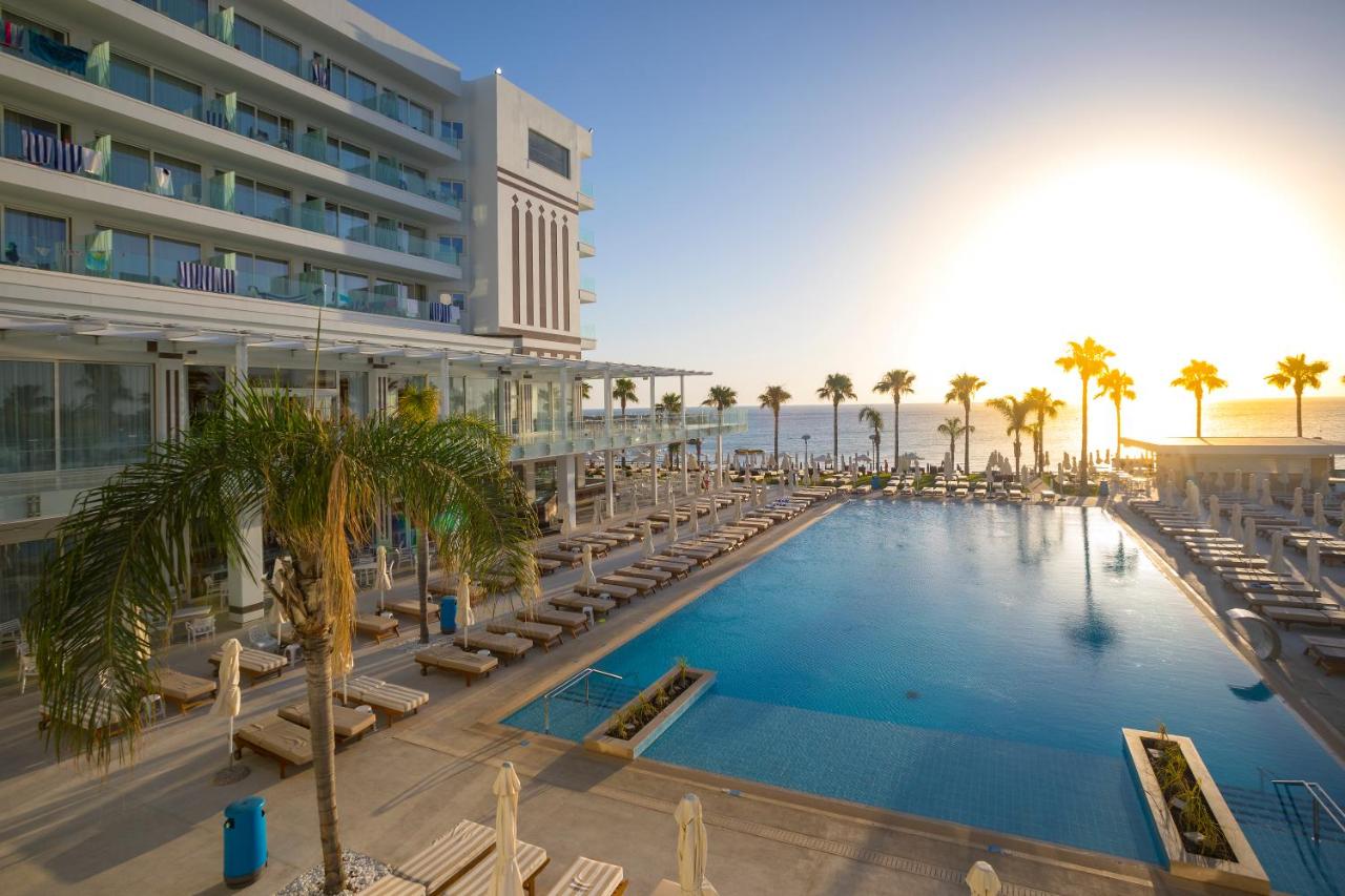Constantinos the Great Beach Hotel photo
