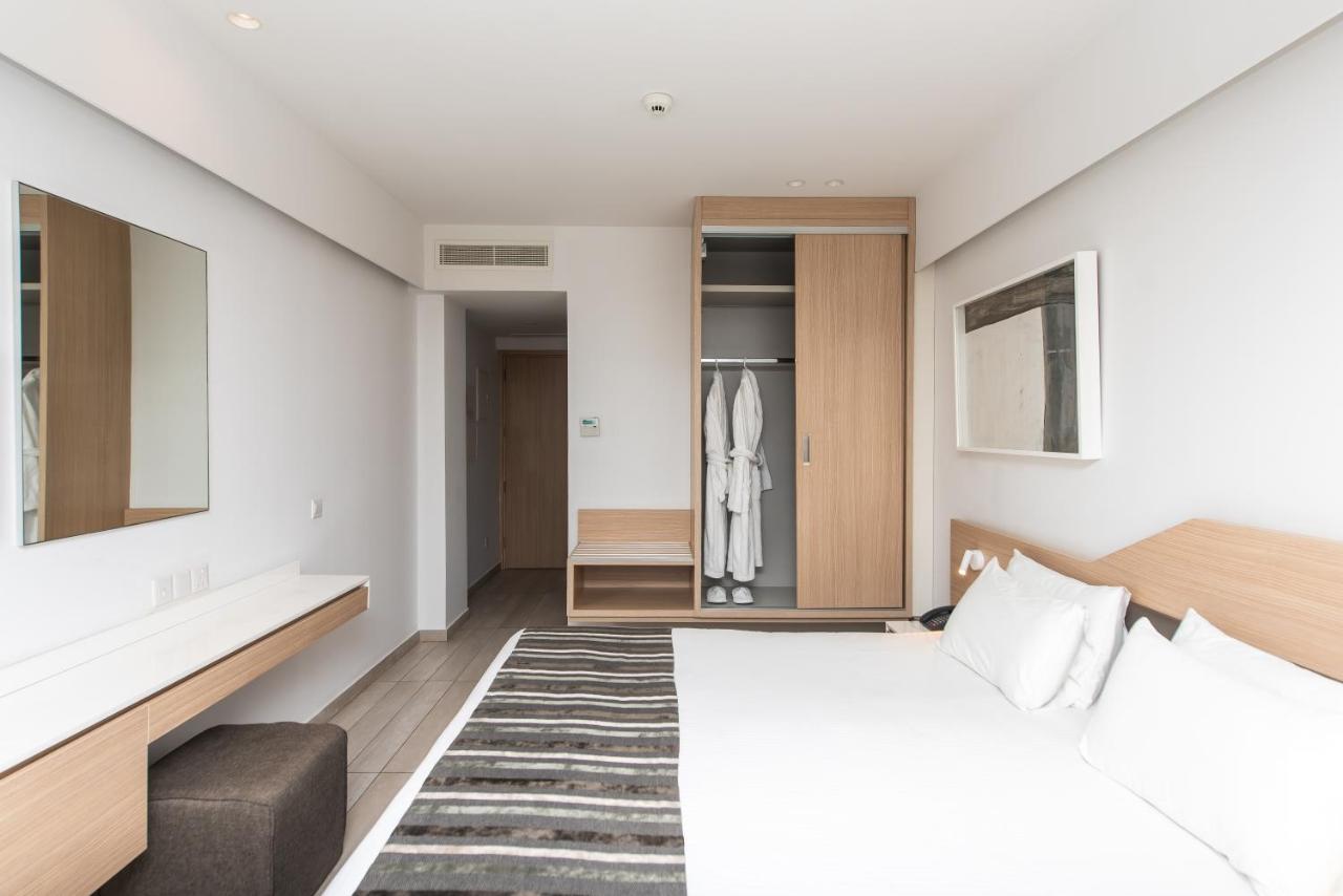 Evalena Beach Hotel photo