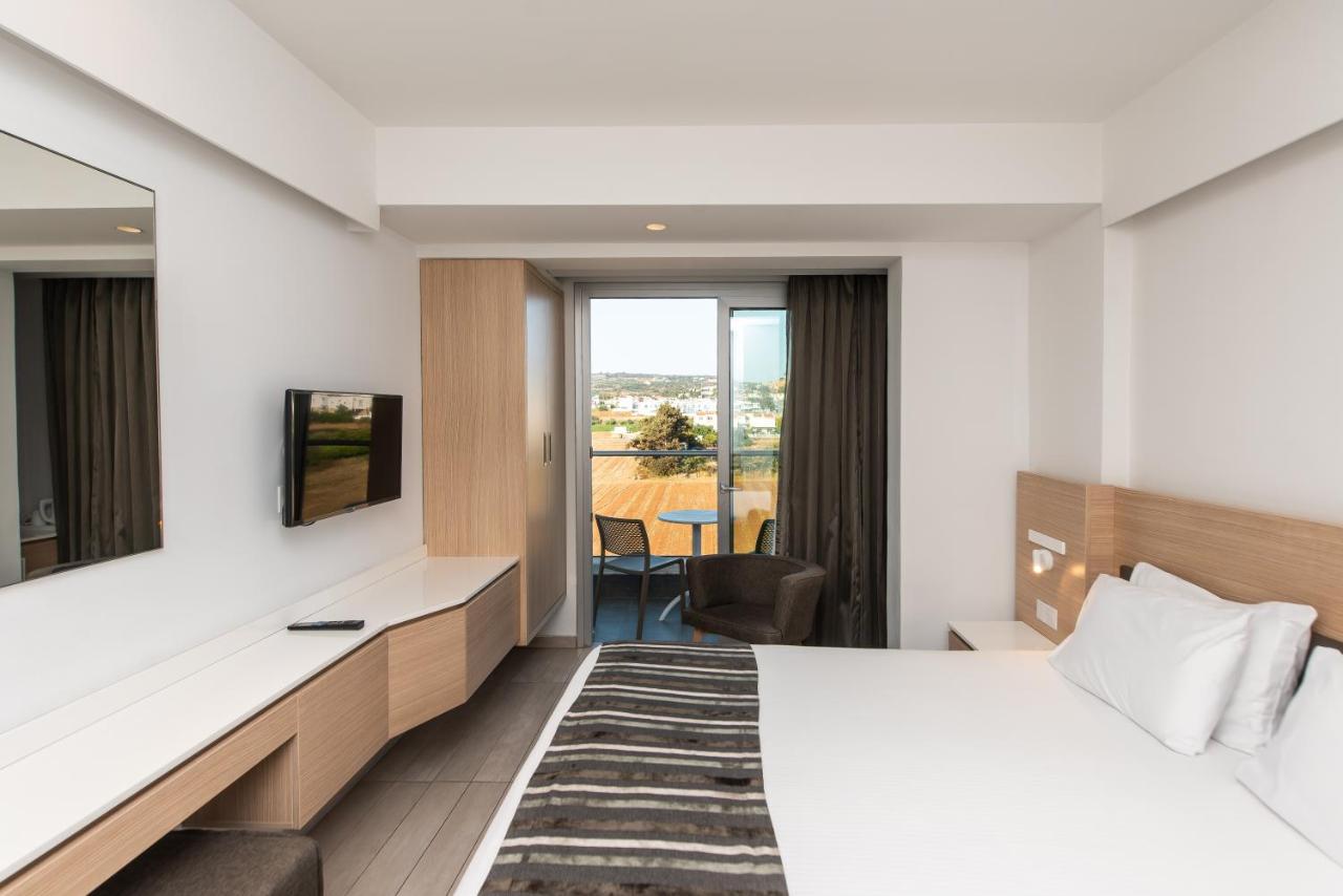 Evalena Beach Hotel photo