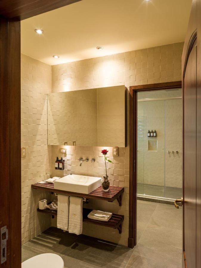 Melia Recoleta Plaza Hotel photo