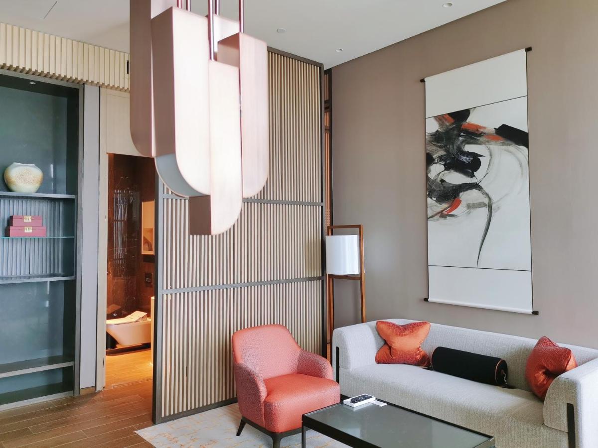Jumeirah Guangzhou photo