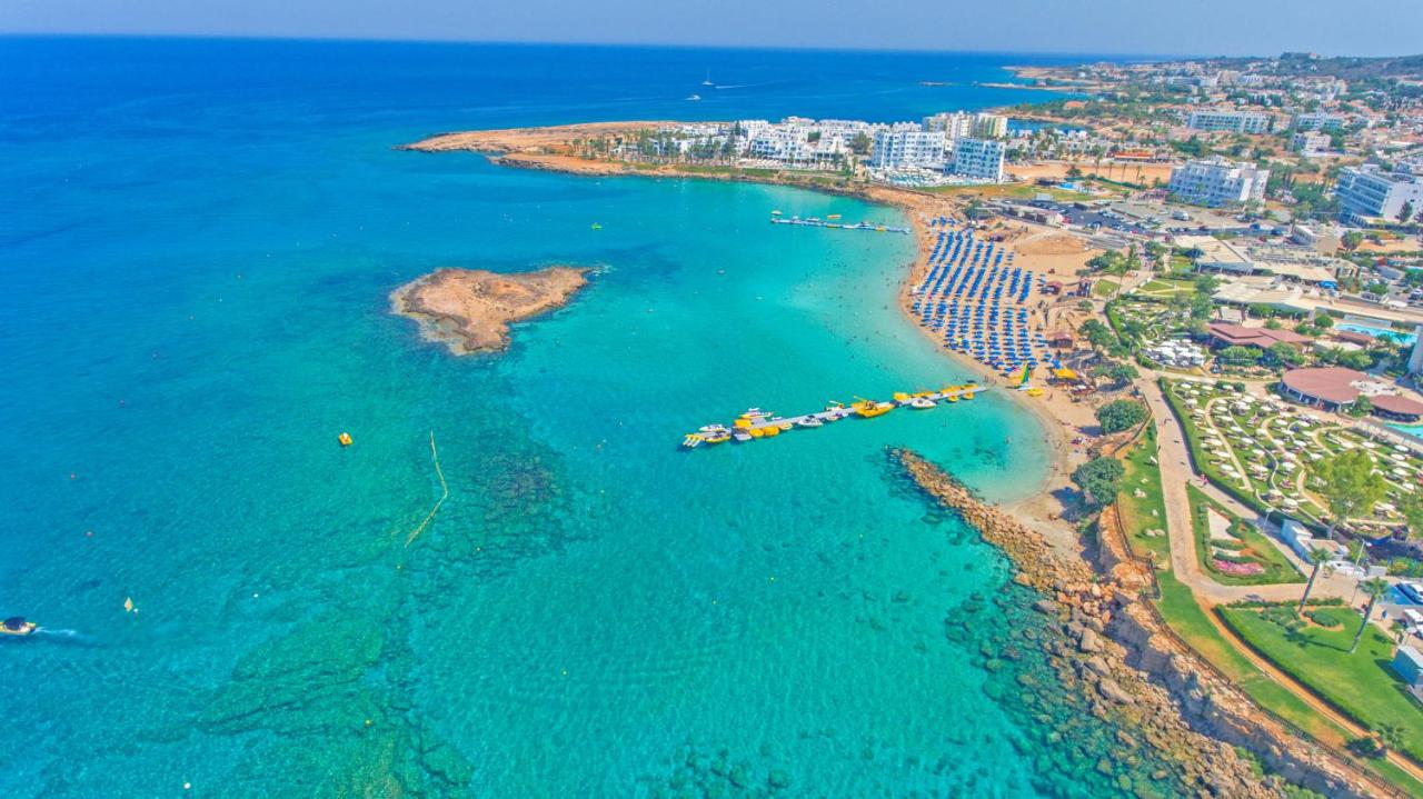 Constantinos the Great Beach Hotel photo