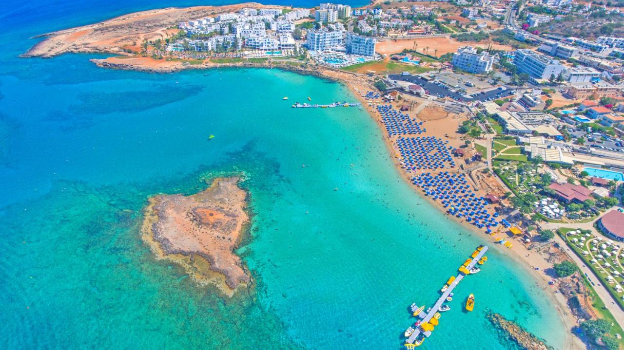 Constantinos the Great Beach Hotel photo