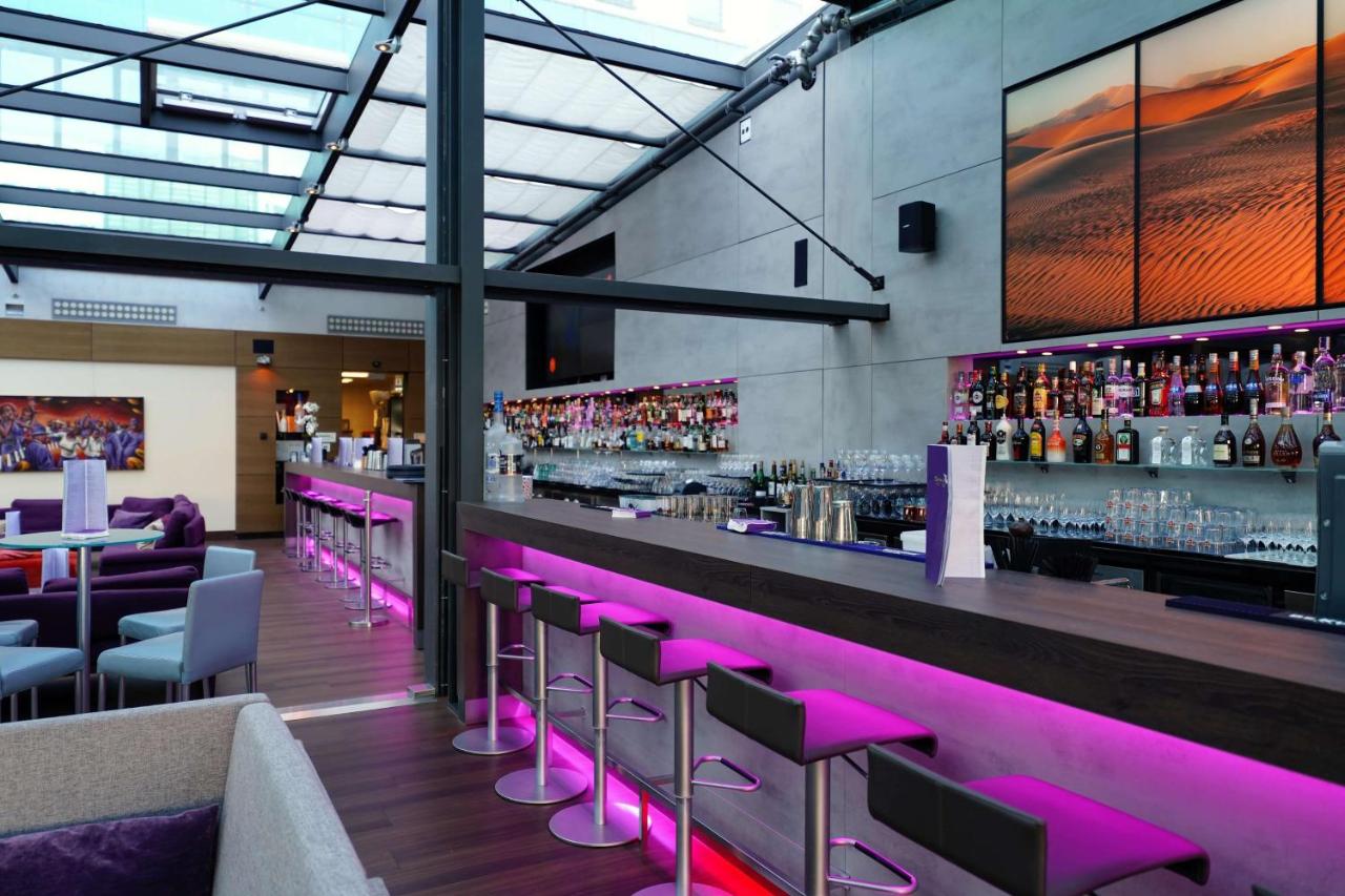 Park Inn by Radisson Berlin Alexanderplatz photo