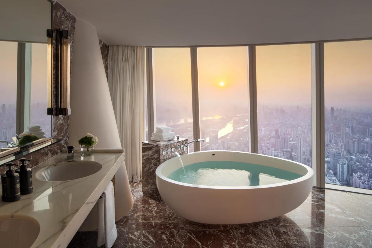 Four Seasons Hotel Guangzhou photo