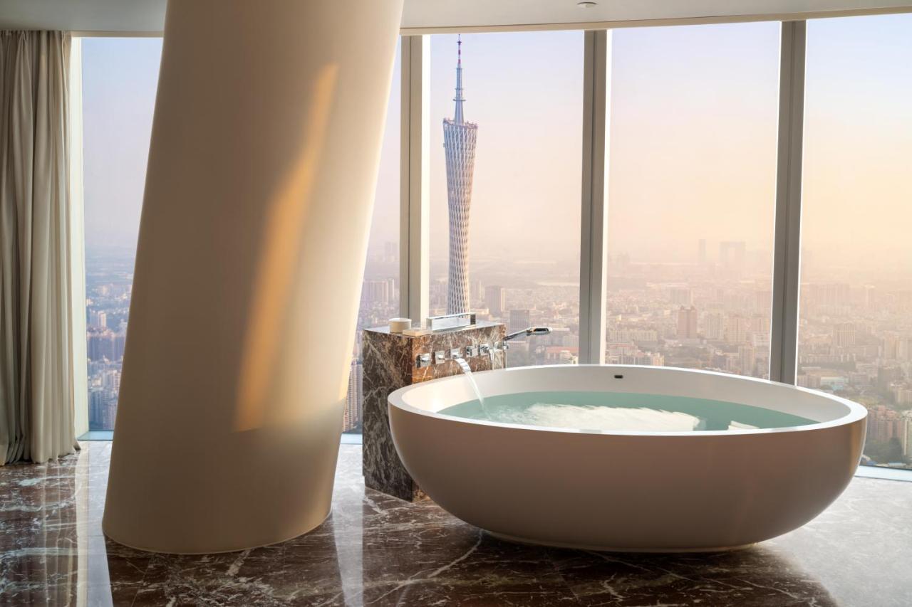 Four Seasons Hotel Guangzhou photo