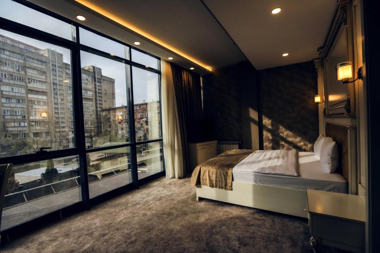 Krone Hotel photo
