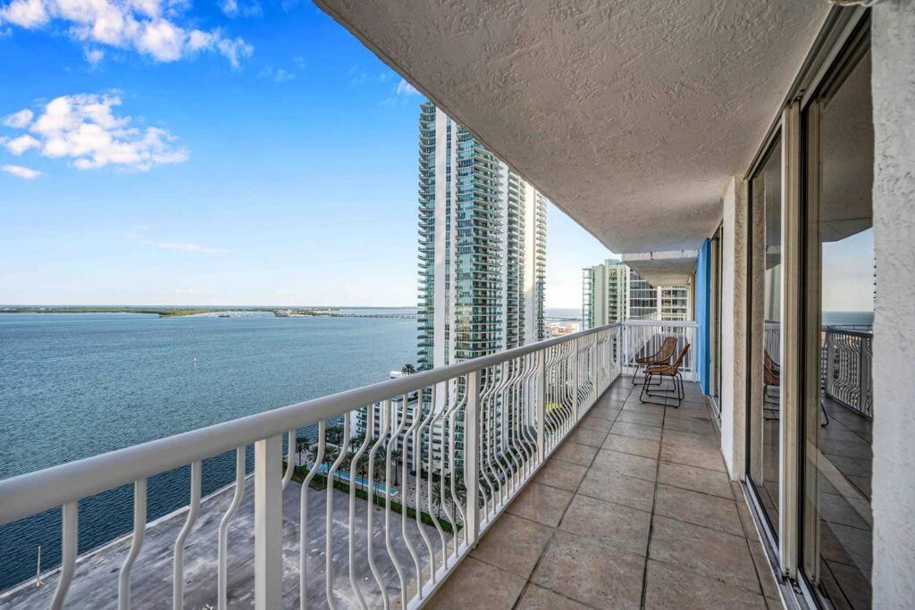 Central ocean view 3 bedrooms in Miami W Parking - 5