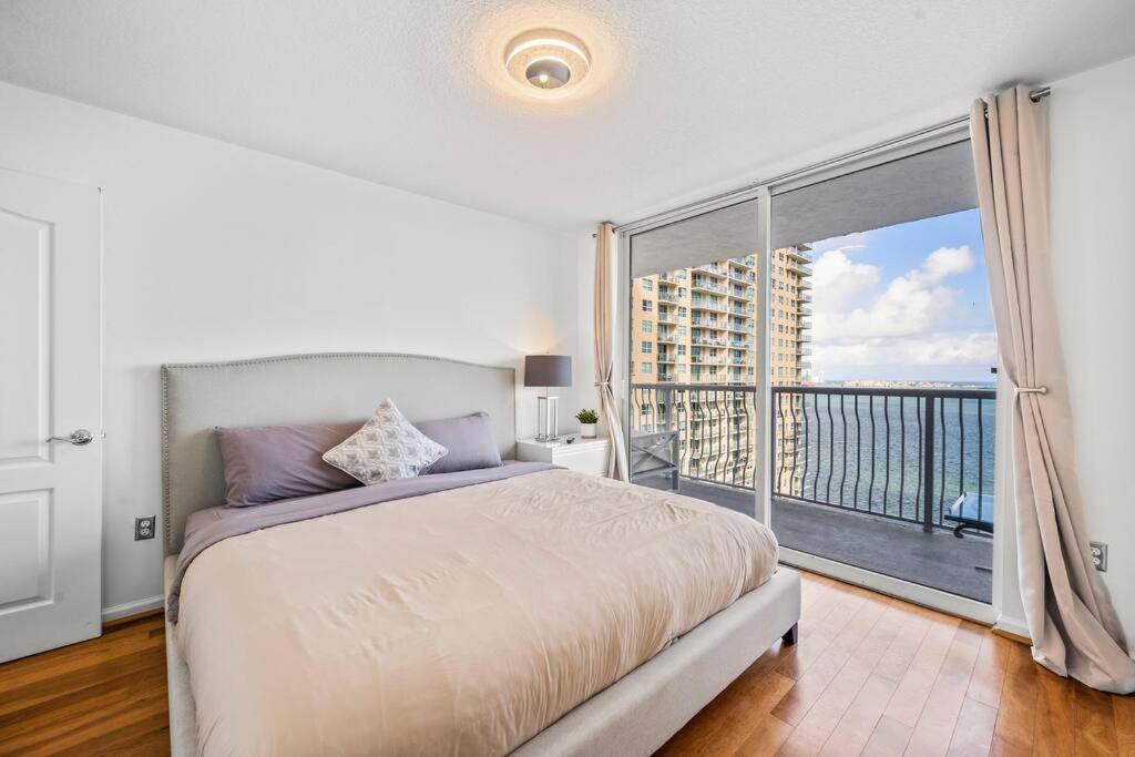 Spacious Ocean view unit in the heart of Brickell - 2