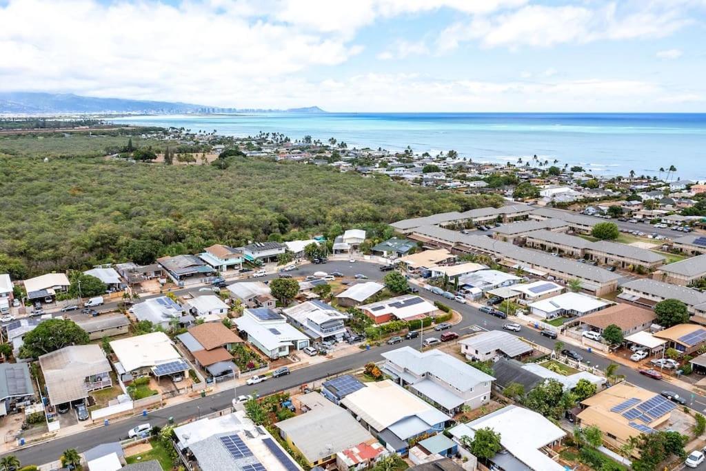 Newly Remodeled Beach Home, 3 blocks from Ocean. 3 photo