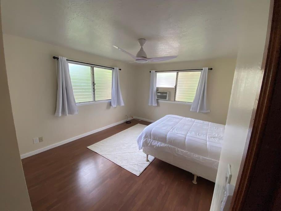 Newly Remodeled Beach Home, 3 Blocks from Ocean. 2 photo