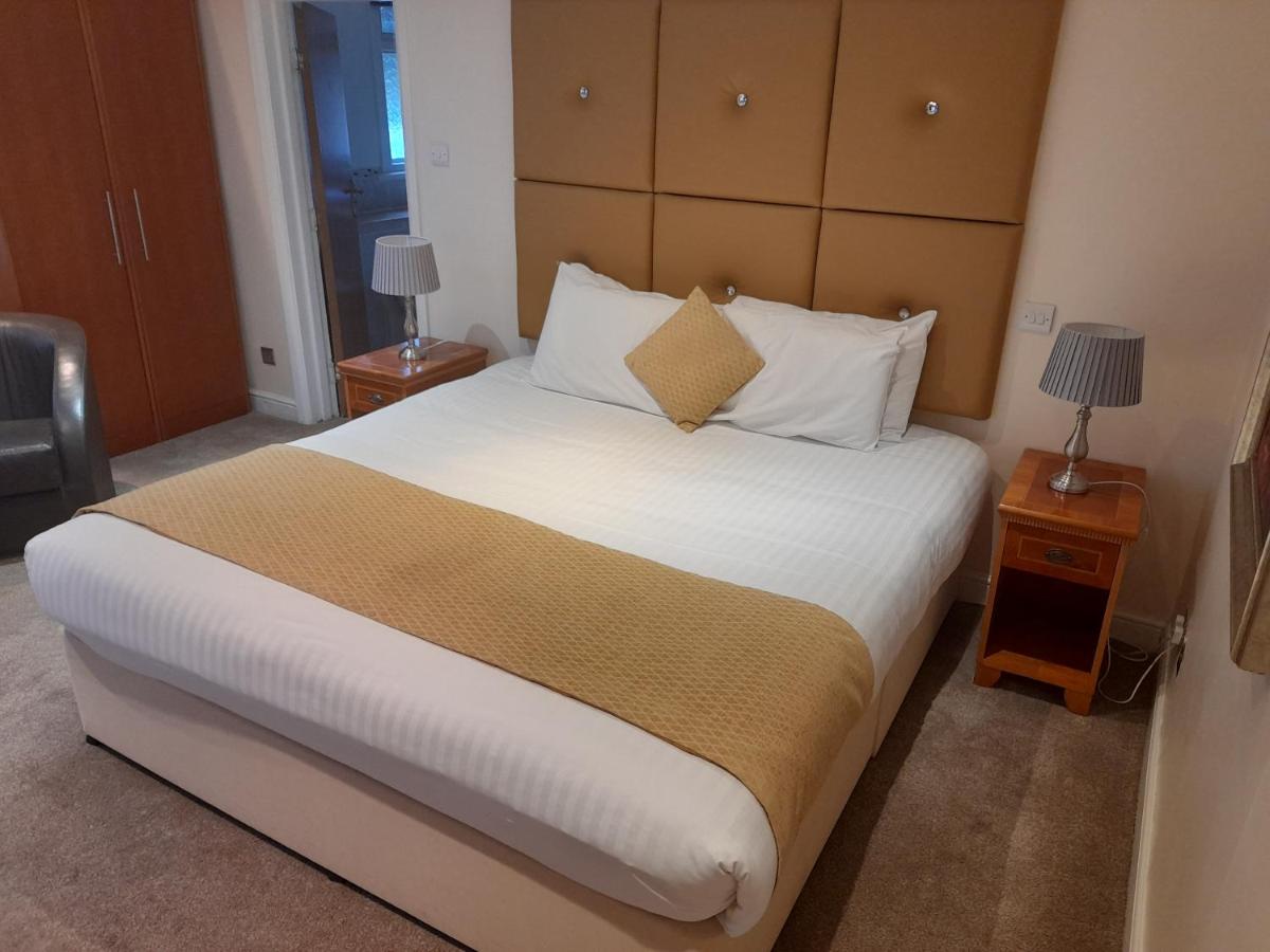 Suite with Spa Bath