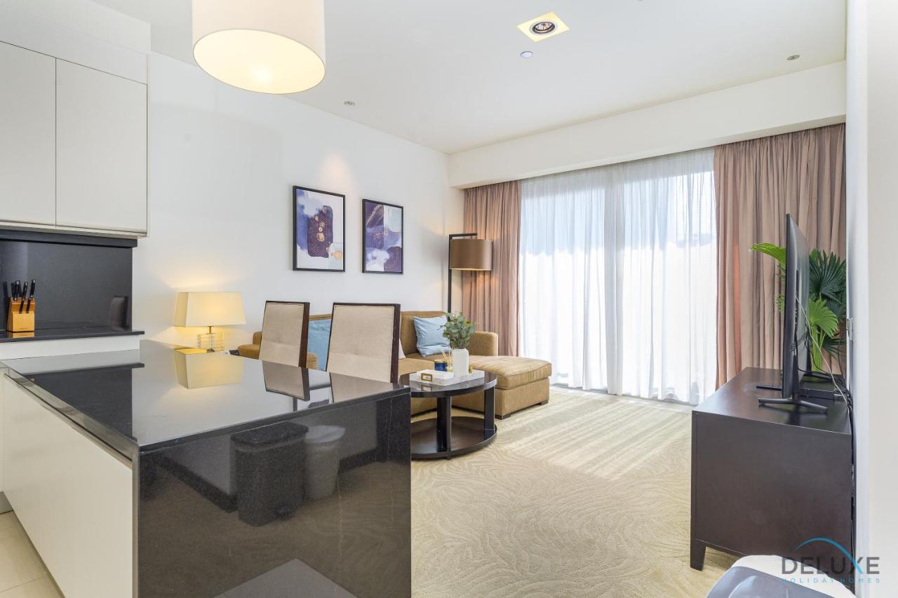 Ornate 1BR in The Address Residences Dubai Marina by Deluxe Holiday Homes - 5