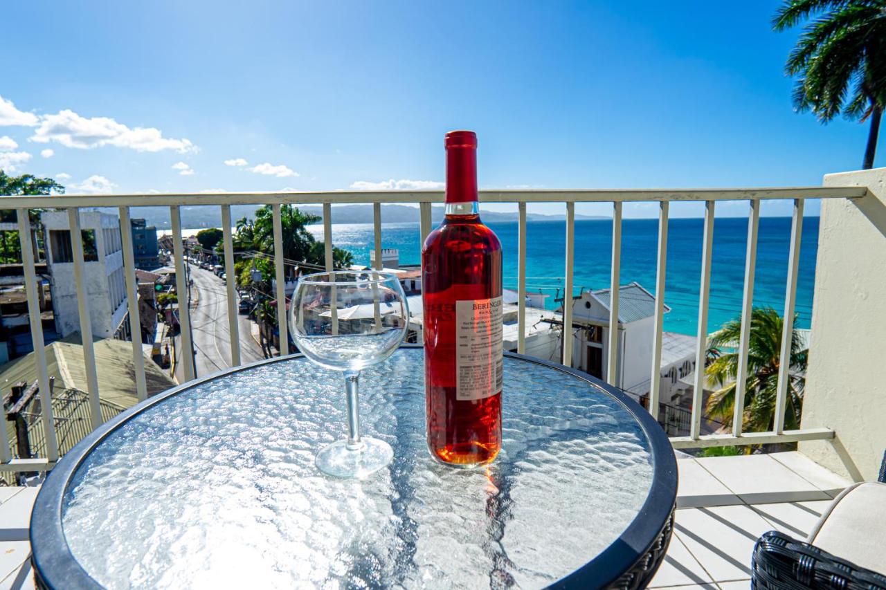 Welcome to stunning Ocean Views at Studio 503 - 4