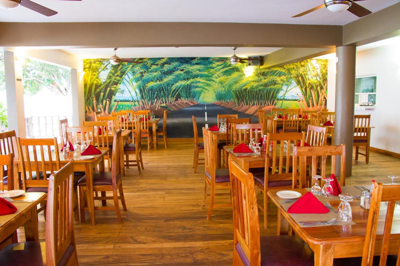 Travellers Beach Resort - 2