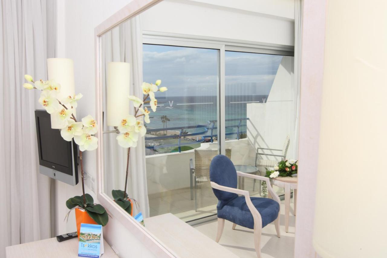 Vrissiana Boutique Beach Hotel photo