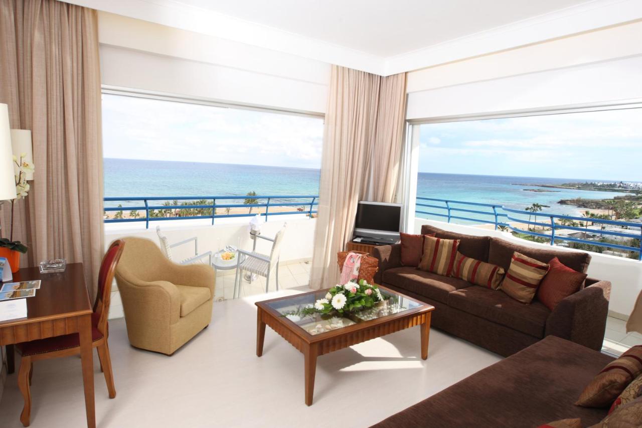Vrissiana Boutique Beach Hotel photo