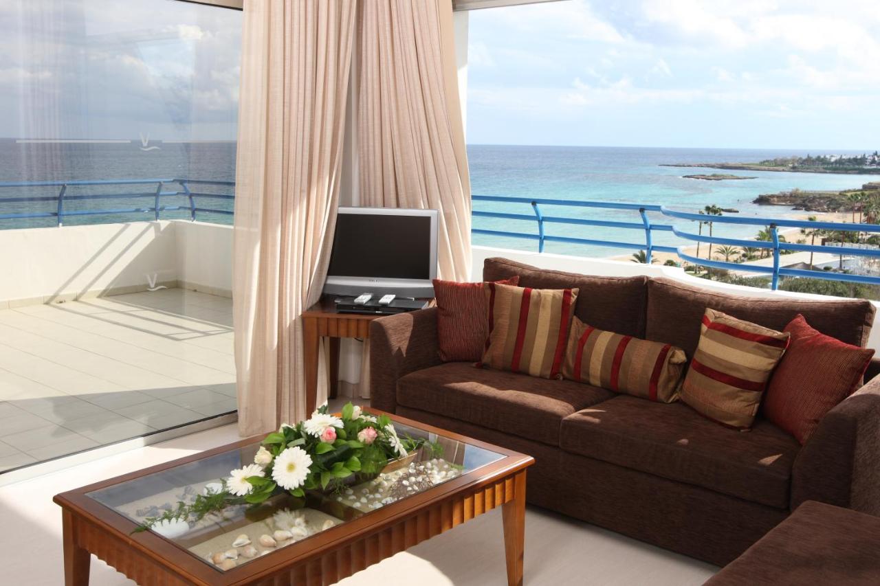 Vrissiana Boutique Beach Hotel photo