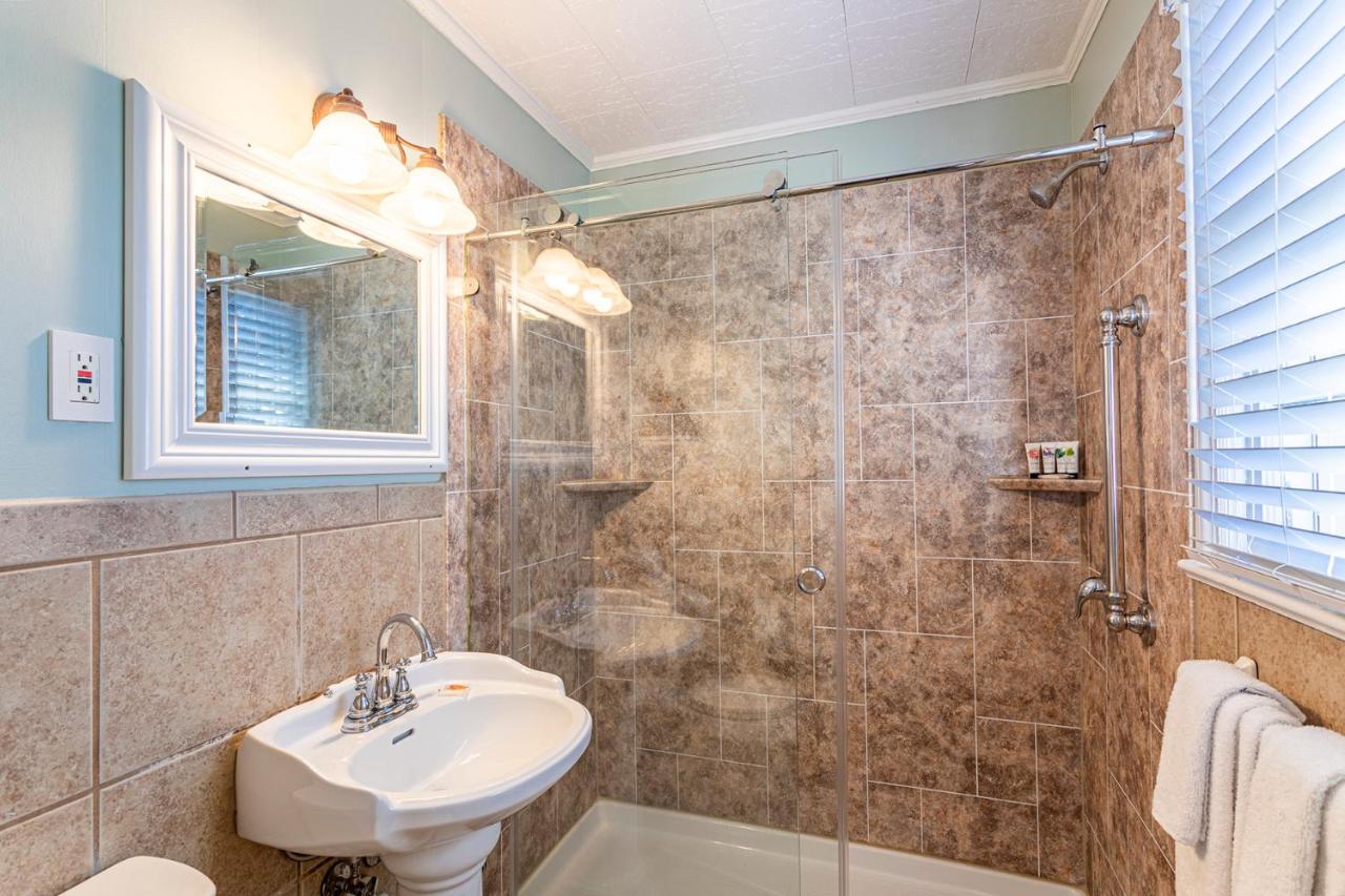 Island Guesthouse and Motel OBX — photo 20